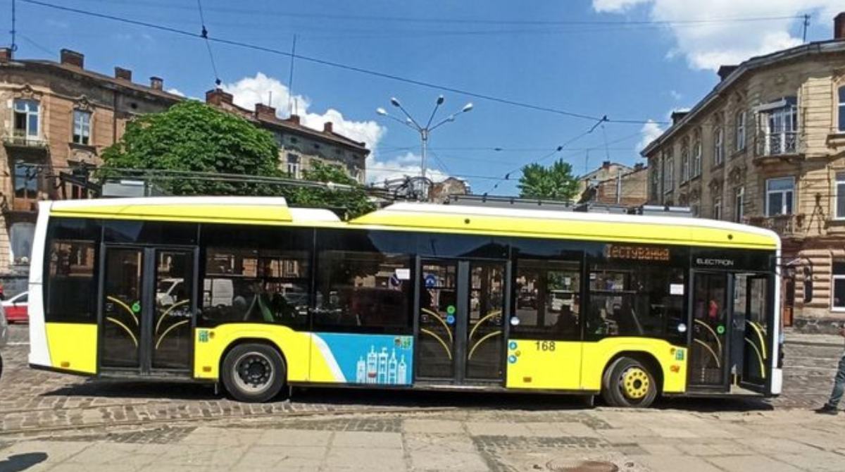 У Львові тестують тролейбус з автономним ходом