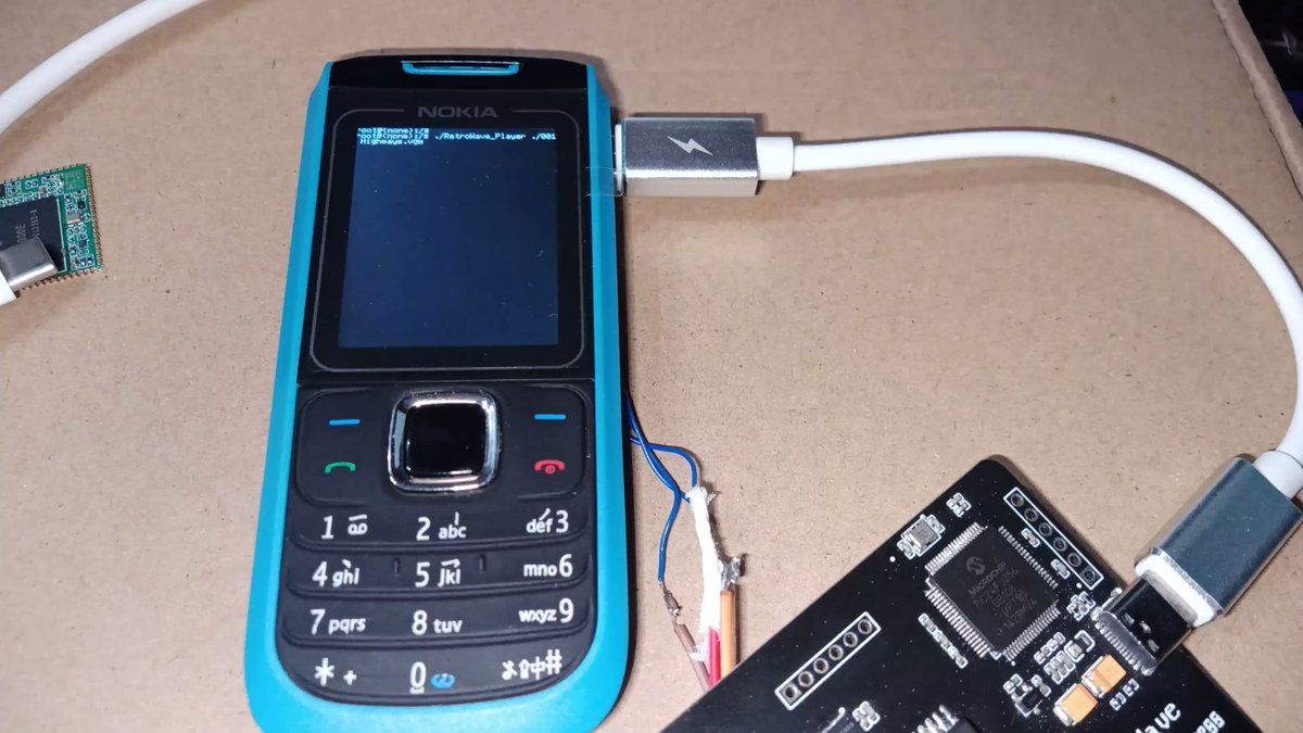 На старенькій Nokia 1680 запустили Linux - фото 1