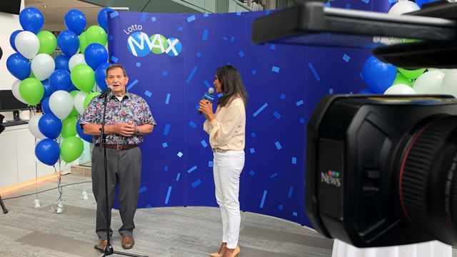 Канадець виграв мільйони доларів і готовий віддати частину на відбудову України - фото 507357