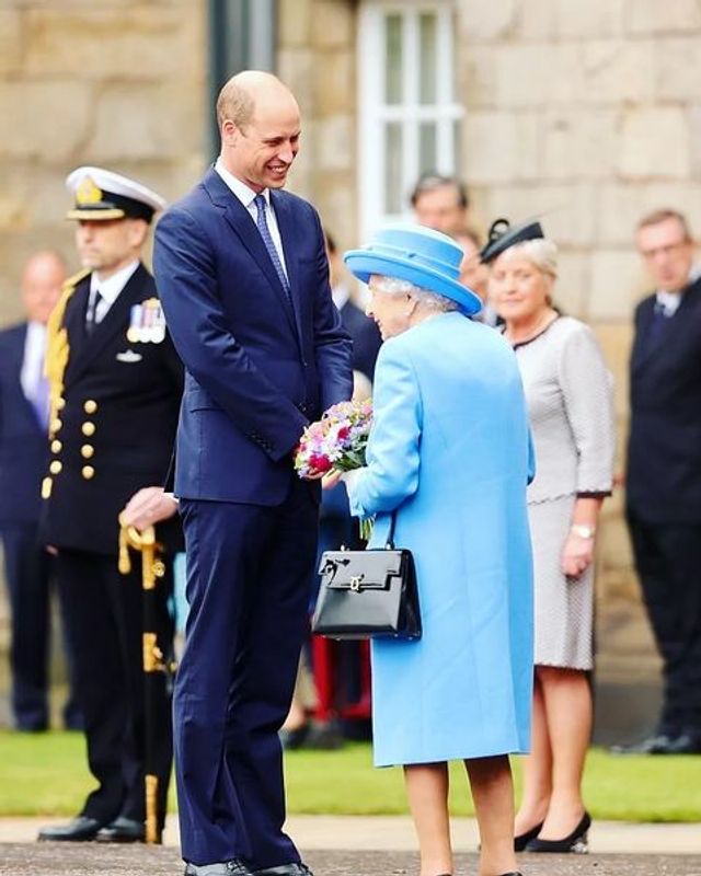 Королівська сім'я показала рідкісні фото принца Вільяма до дня його народження - фото 507957