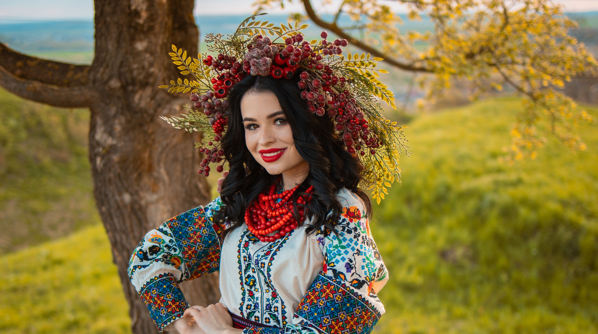 "Кохайтеся, чорнобриві": слова Шевченка ожили у новій пісні співачки KRISTONKO