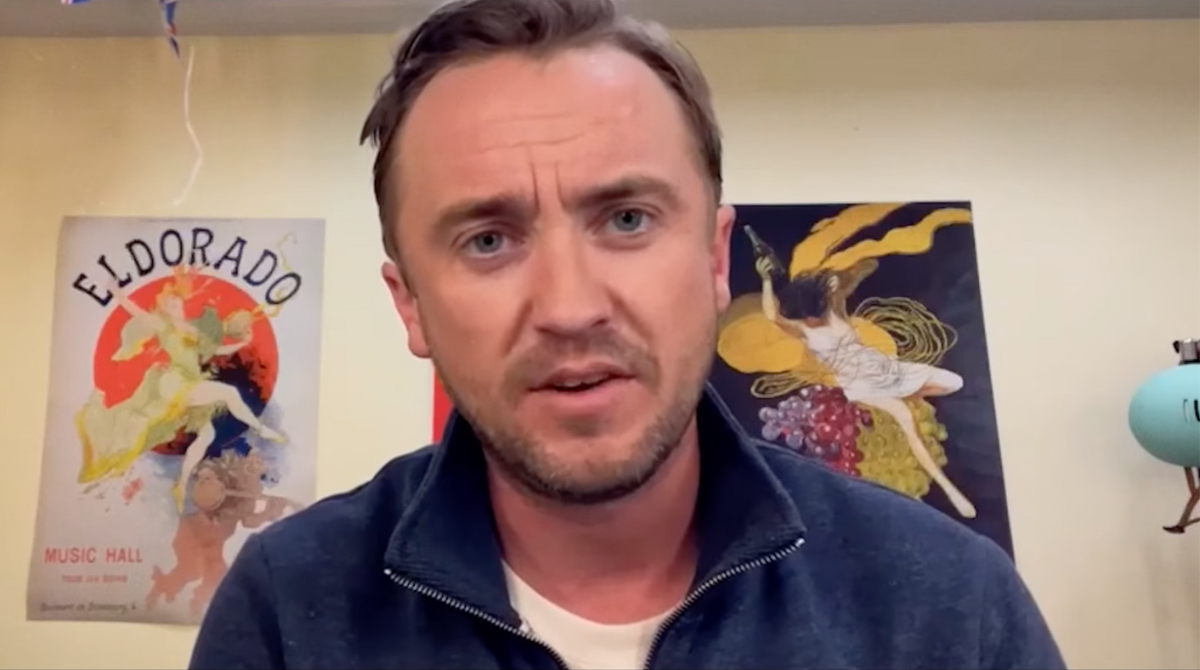 Том Фелтон, який зіграв Драко Малфоя, записав відео у підтримку Україну