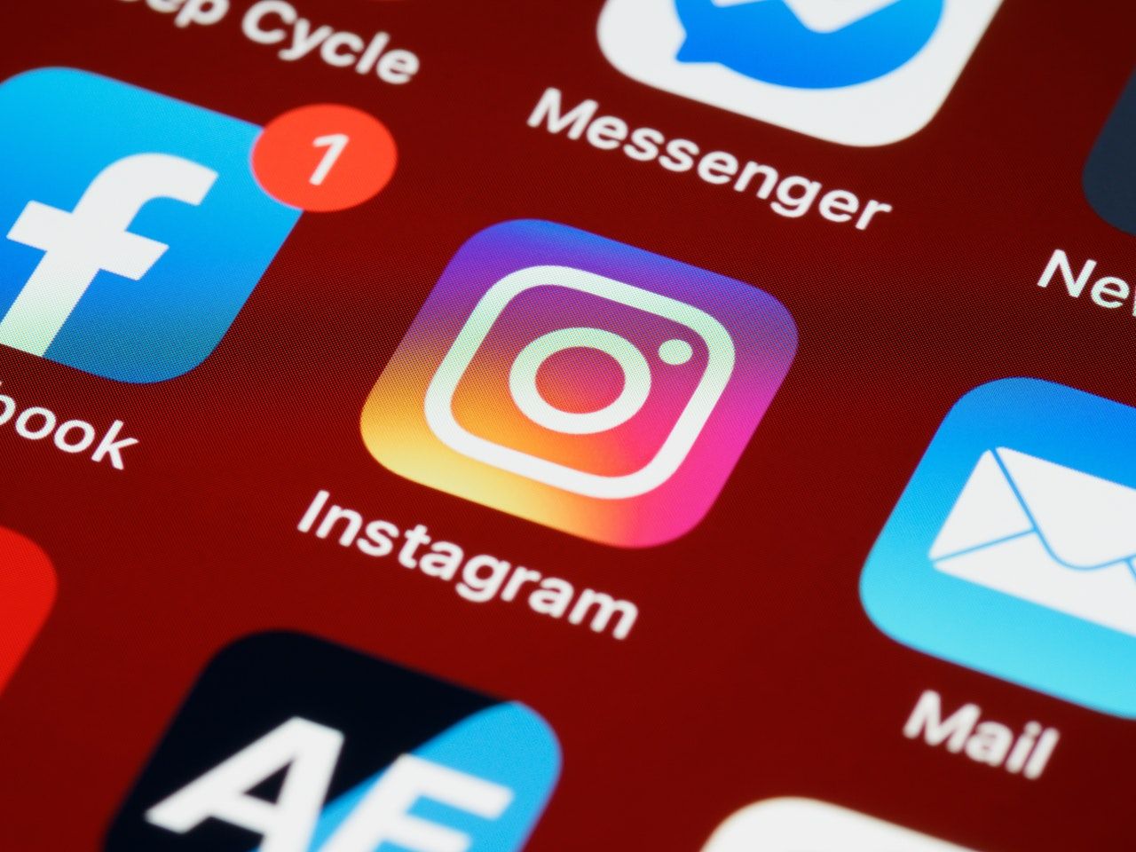 Instagram тестує нову функцію "Нотатки": як вона виглядатиме