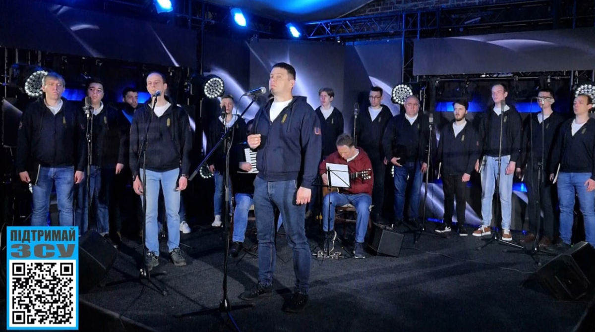 Дударик презентує "Місяць на небі" до річниці загибелі Василя Сліпака - фото 1