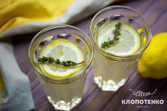 Як приготувати ідеальний лимонад: простий рецепт від Клопотенка - фото 508505