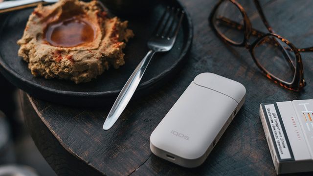 Скільки українців виступають проти куріння електронних сигарет у громадських місцях - фото 508591