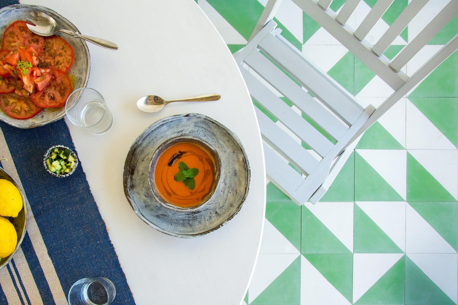 Холодний суп гаспачо: рецепт за 5 хв - фото 1