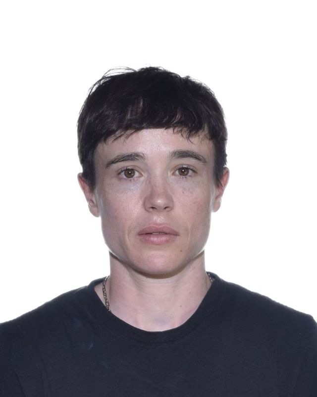 Елліот Пейдж показав своє нове фото на паспорт - фото 508960