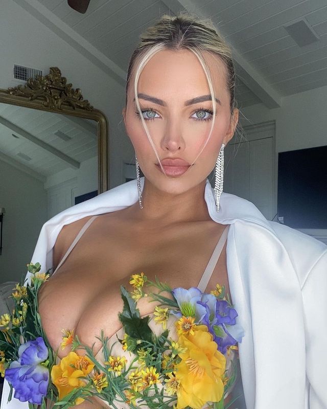 instagram.com/lindseypelas - фото 509169