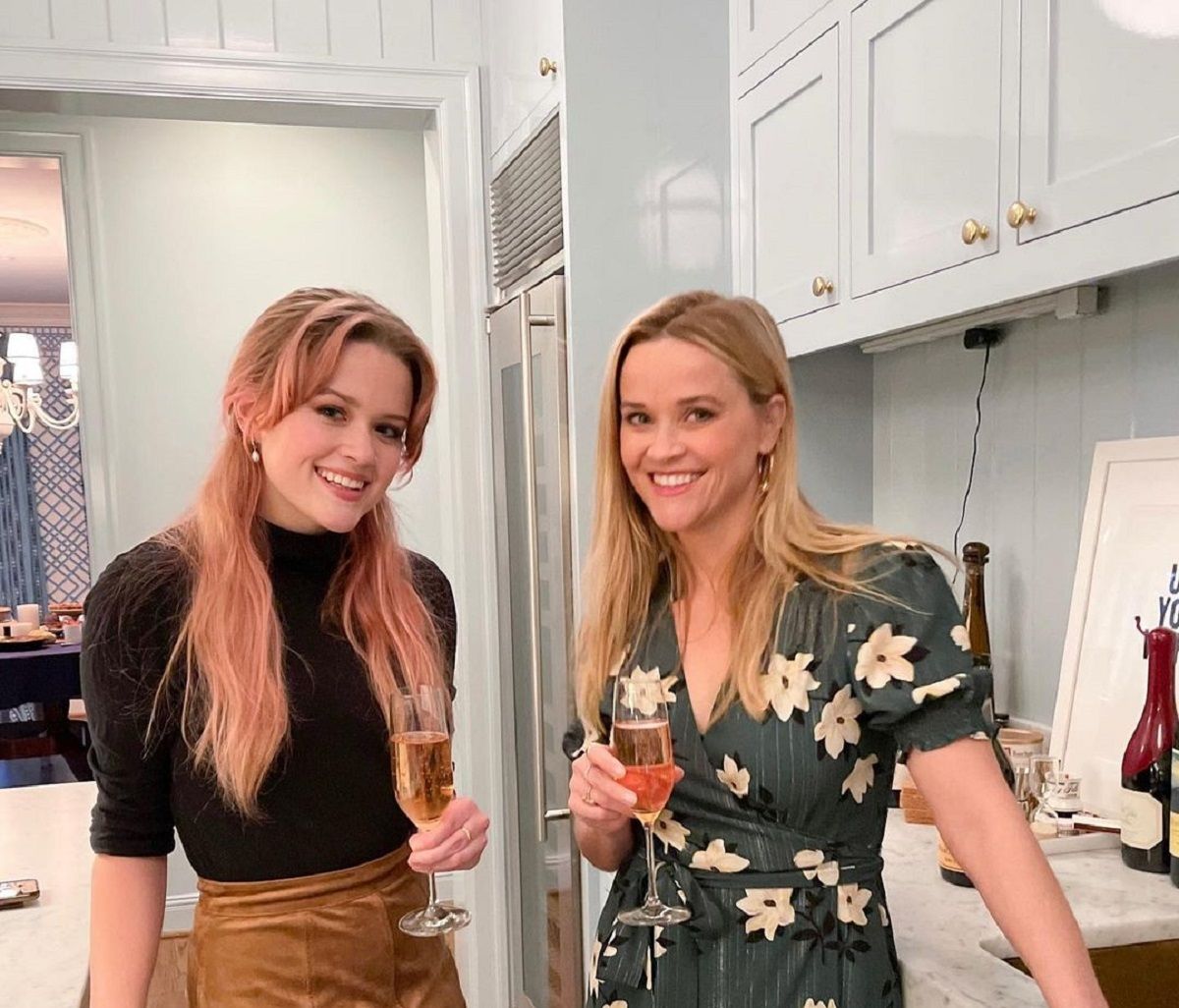 Різ Візерспун показала фото з донькою Авою - фото 1