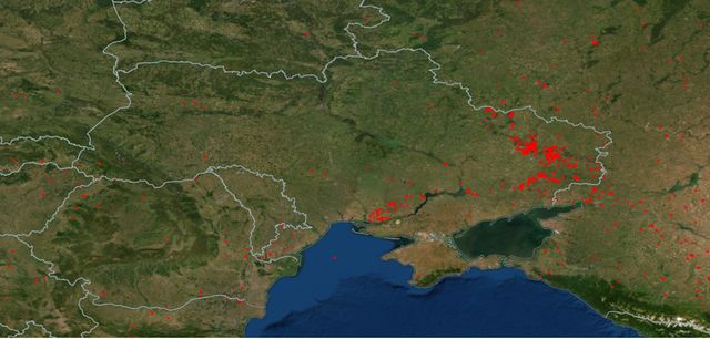 Як виглядає лінія фронту в Україні з космосу: фото від NASA - фото 509266