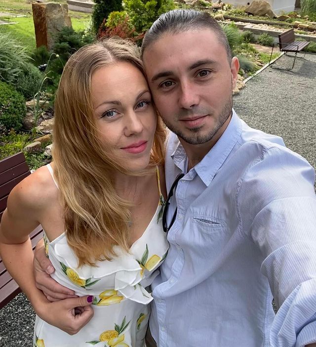 Тарас Тополя вперше з початку війни зустрівся з дружиною Alyosha: щемливе фото - фото 509285