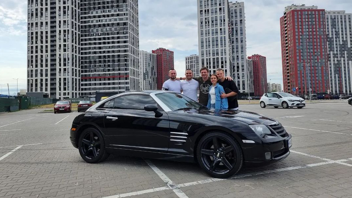 Дмитро Комаров продав свій рідкісний спорткар: скільки грошей виручив на допомогу для ЗСУ