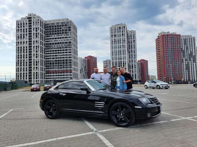 Дмитро Комаров продав свій рідкісний спорткар: скільки грошей виручив на допомогу для ЗСУ - фото 509402