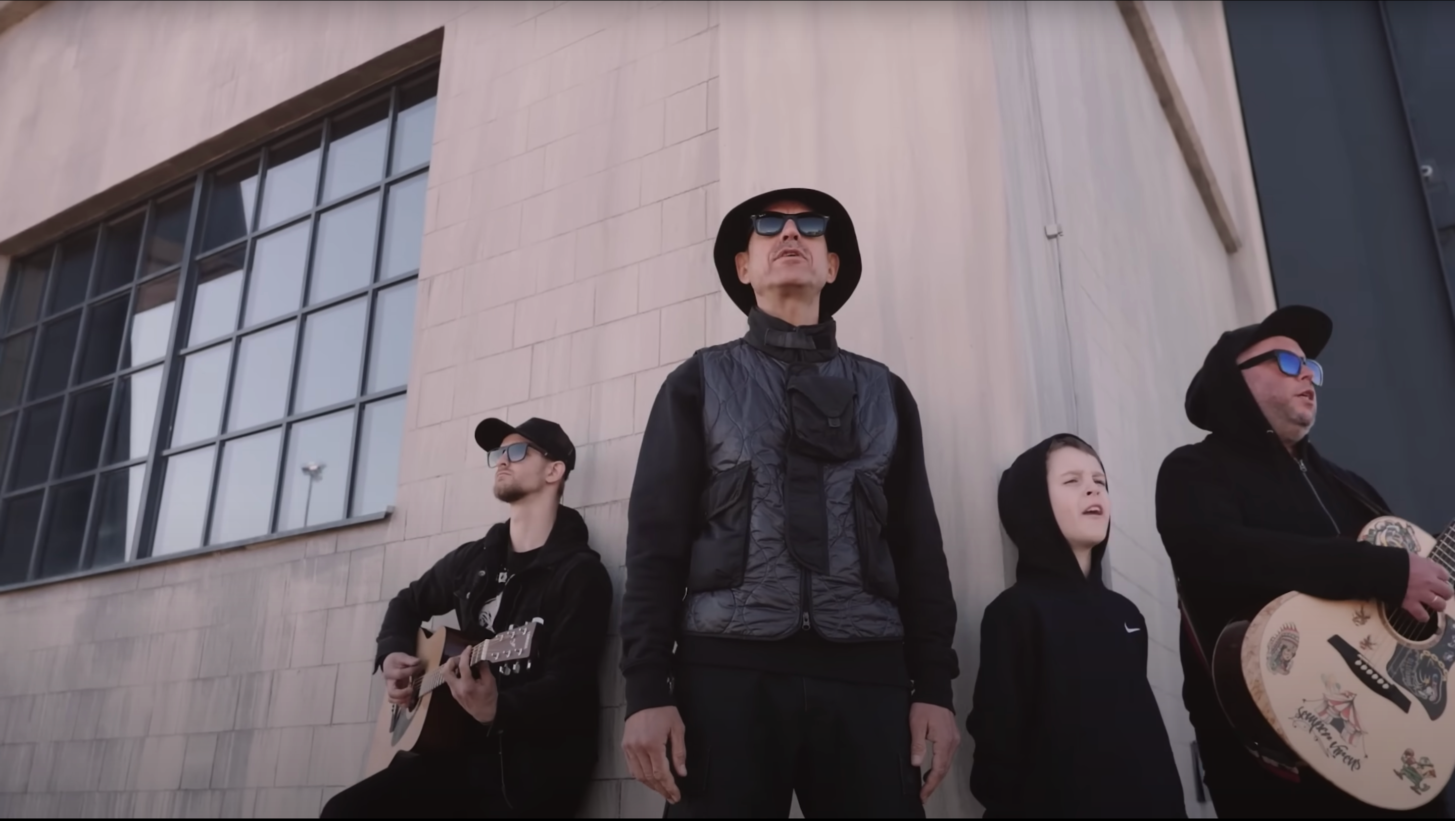 Воїни світла: гурт "Ляпис Трубецкой" переспівав свій хіт українською