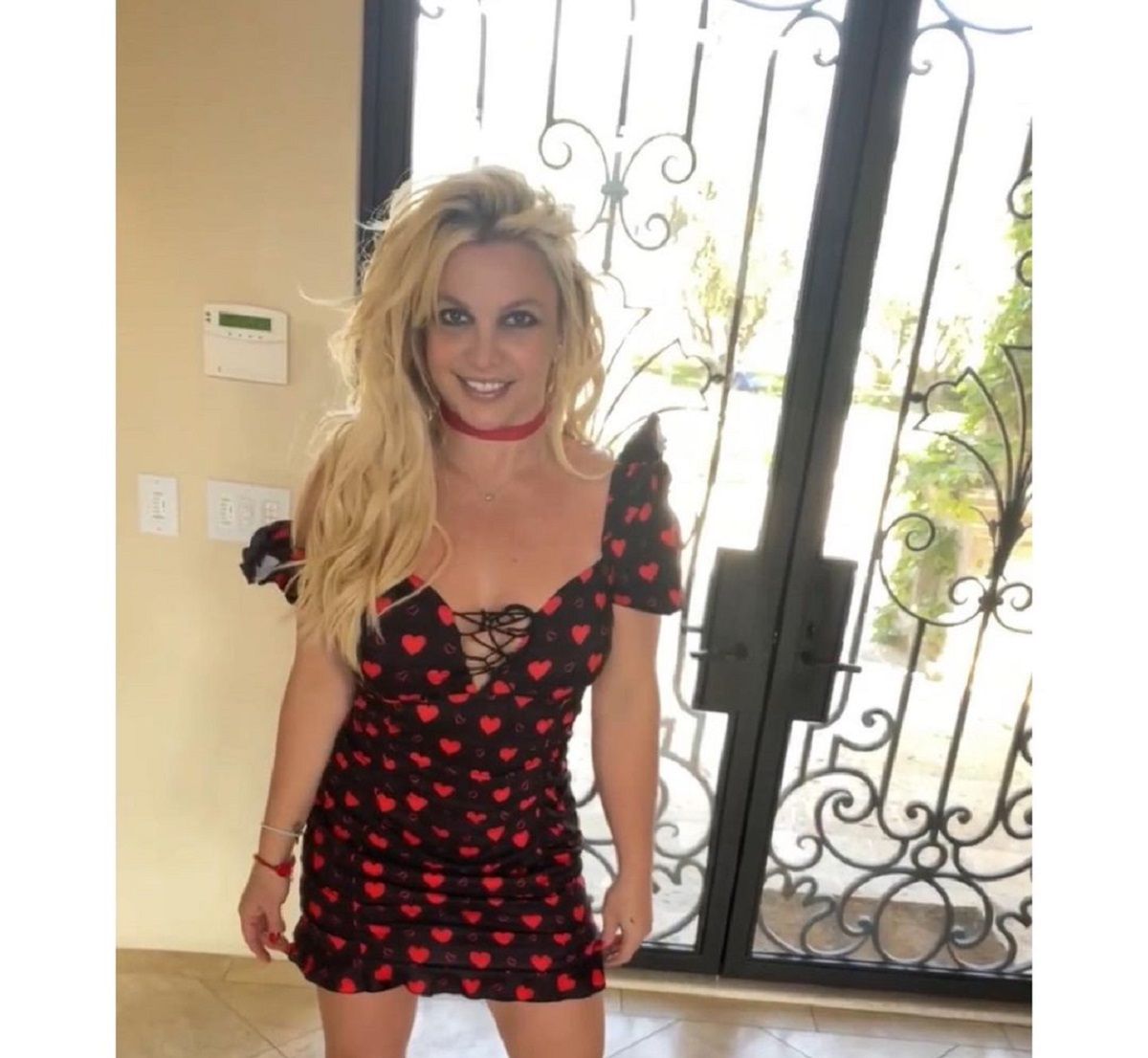 Брітні Спірс вперше за роки заспівала свій хіт Baby One More Time – відео