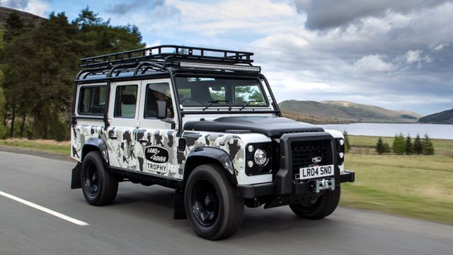Land Rover готує для фанатів марки перевипуск класичних Defender - фото 510535