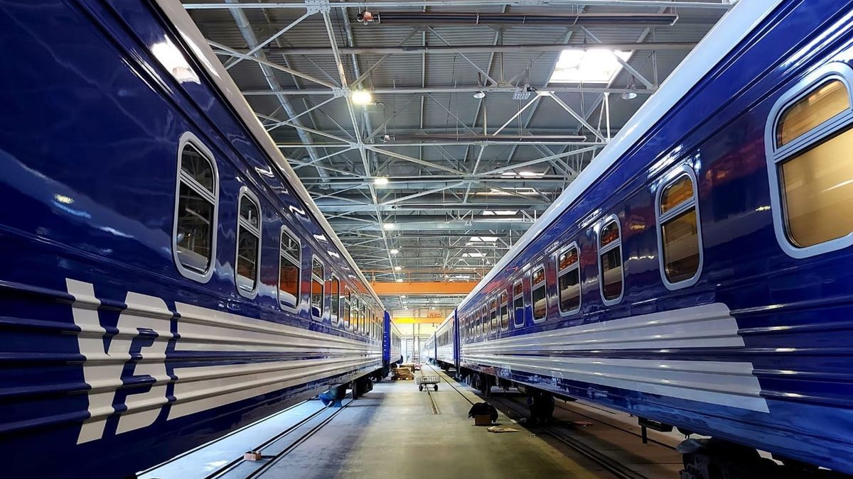 Поїзди з України до Польщі змінять графік руху - фото 1