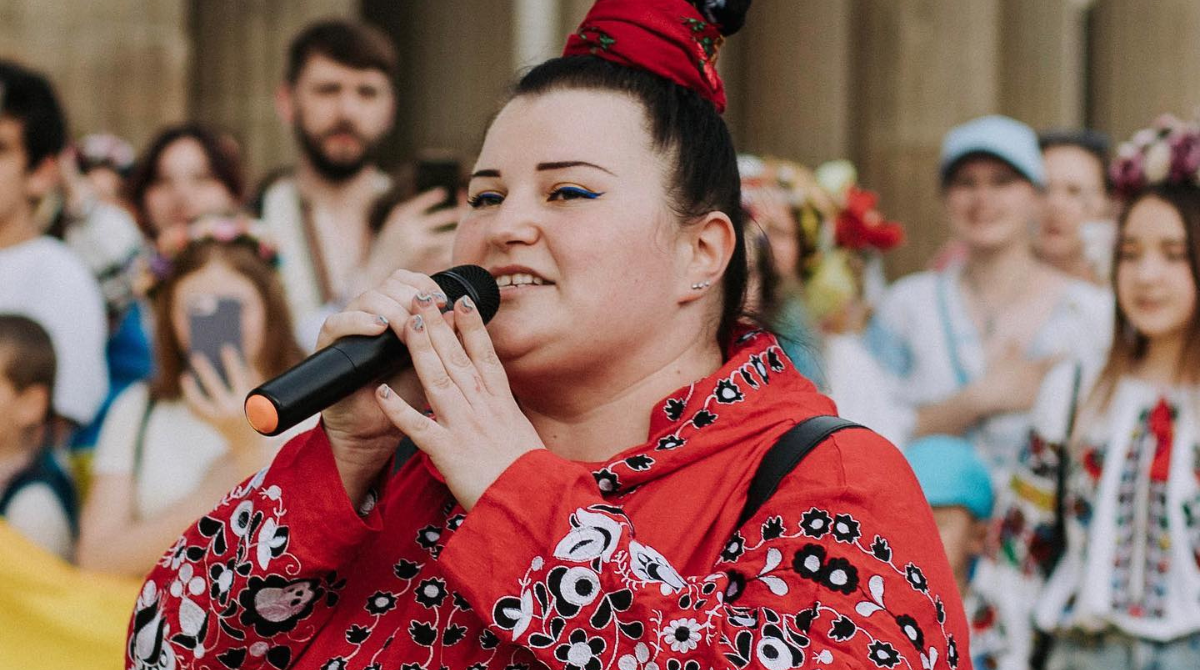 Пісня Alyona Alyona прозвучала у французькій комедії від Netflix - фото 1