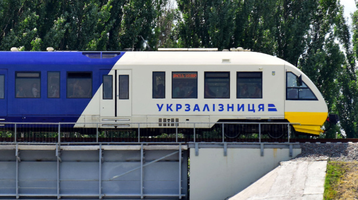 Укрзалізниця запускає додаткові приміські поїзди Kyiv City Express - фото 1