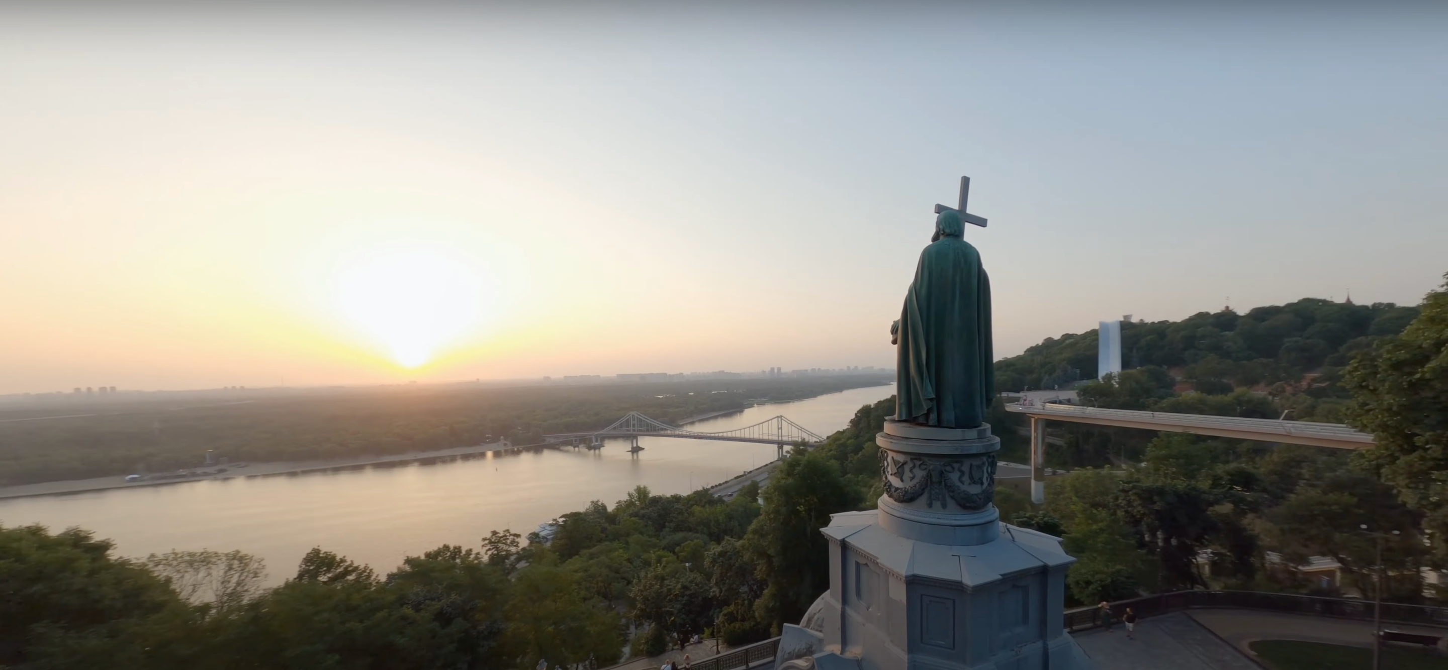 Виконавець Cepasa презентував кліп на пісню "Київ" з найкращими краєвидами столиці