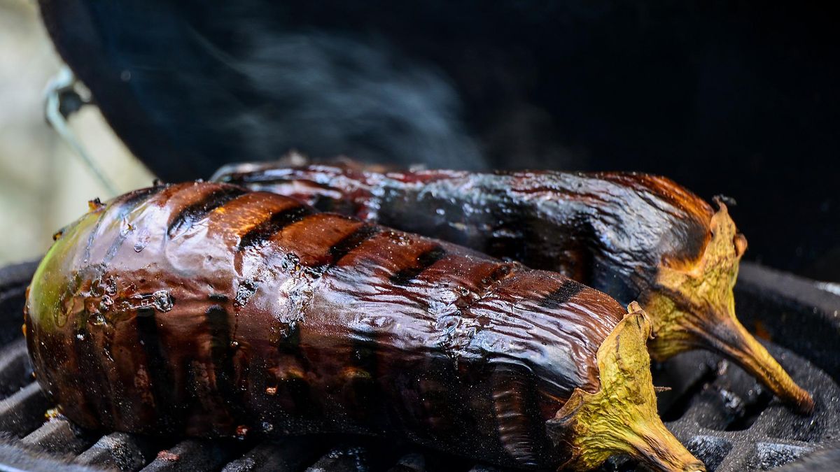 Ектор Хіменес-Браво приготував сицилійську страву: рецепт запечених баклажанів - фото 1