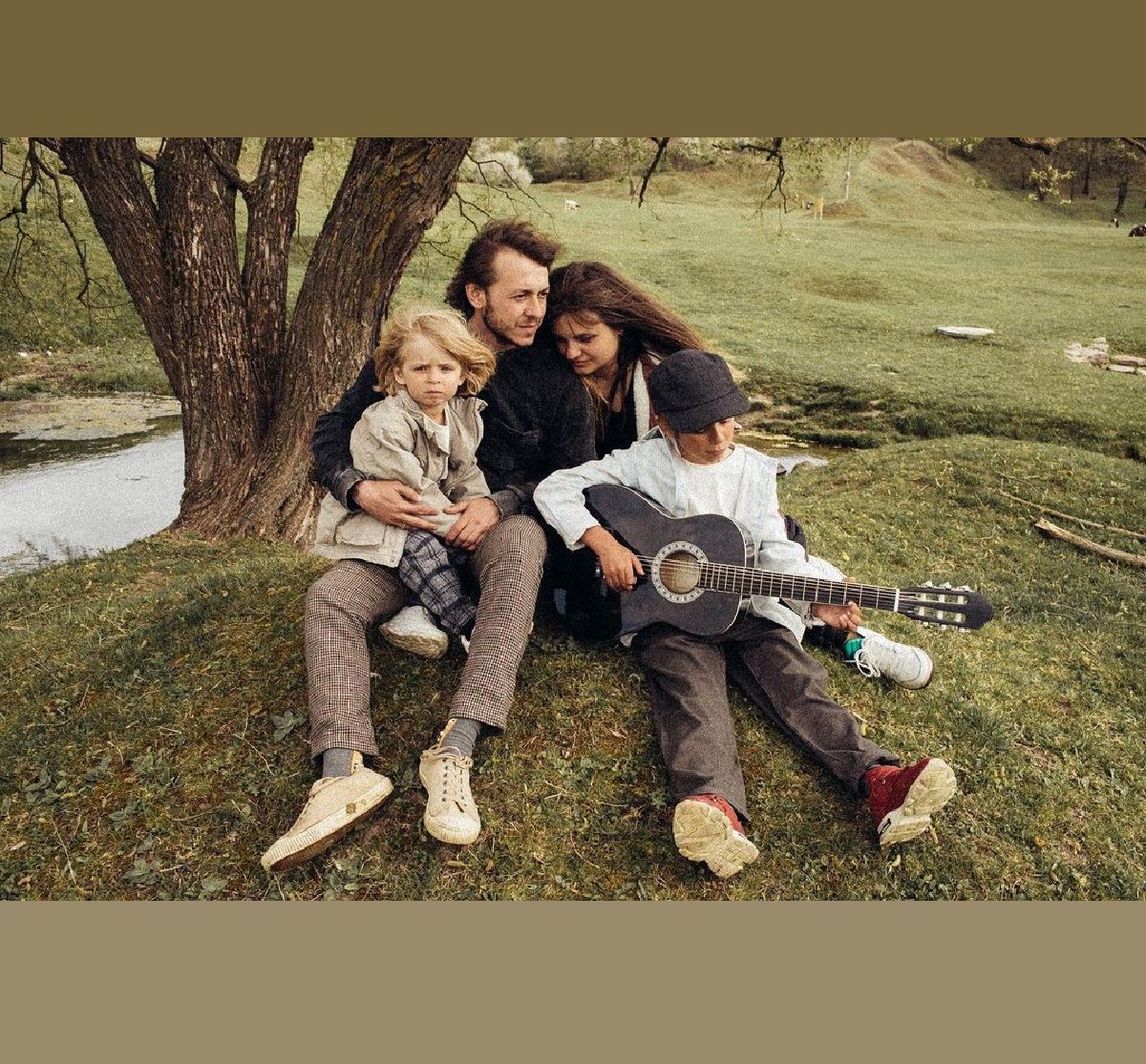 Маленький Леон з Ірпеня розчулив піснею "Воїни світла"