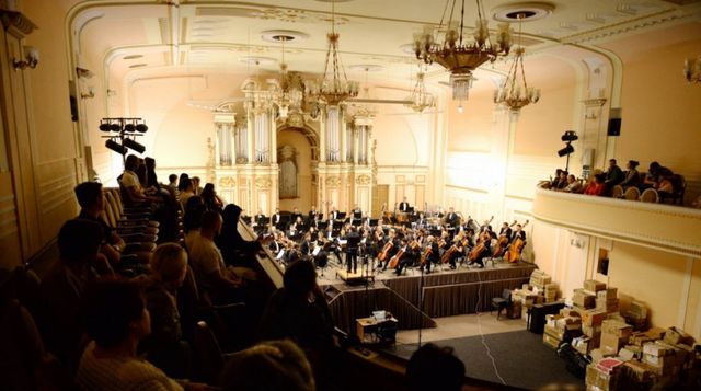 Понад 50 тисяч гривень: Львівська філармонія зібрала кошти на потреби ЗСУ - фото 511114