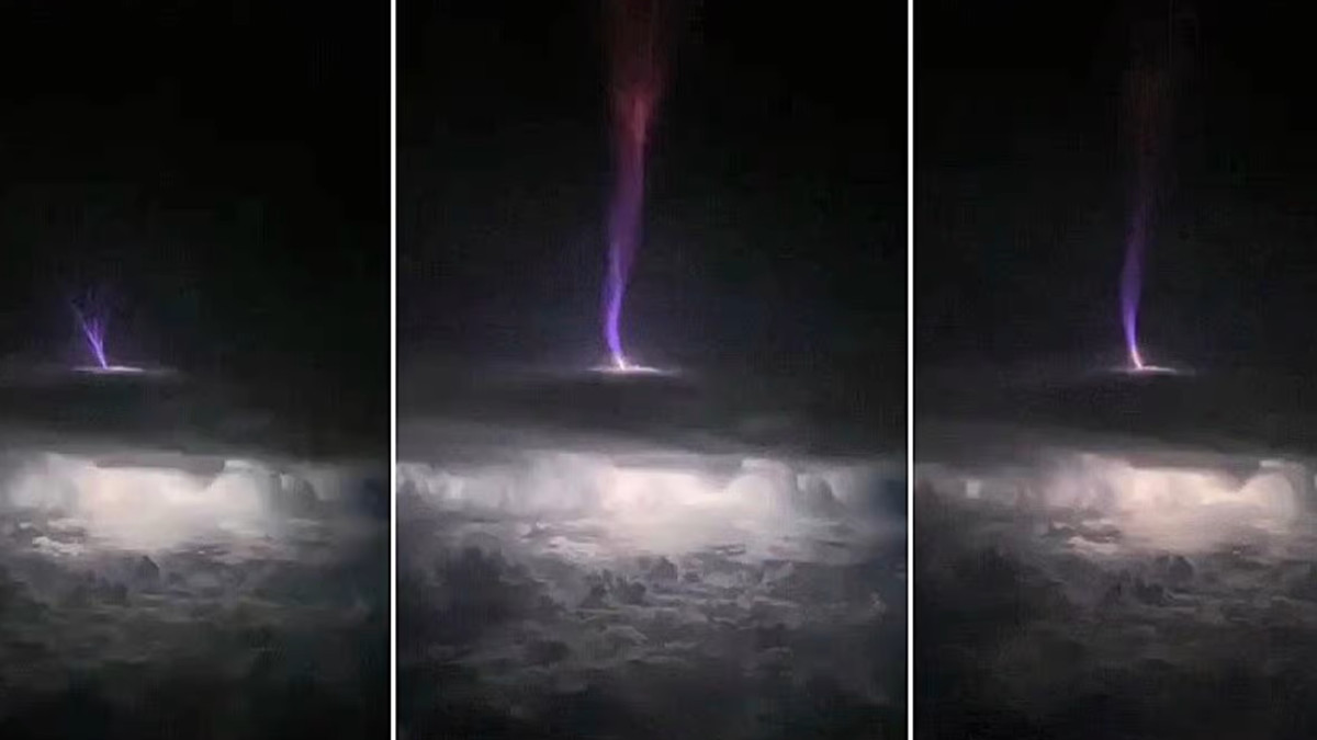 Блискавка рекордної потужності розрядилася у бік космосу: відео незвичайного явища - фото 1