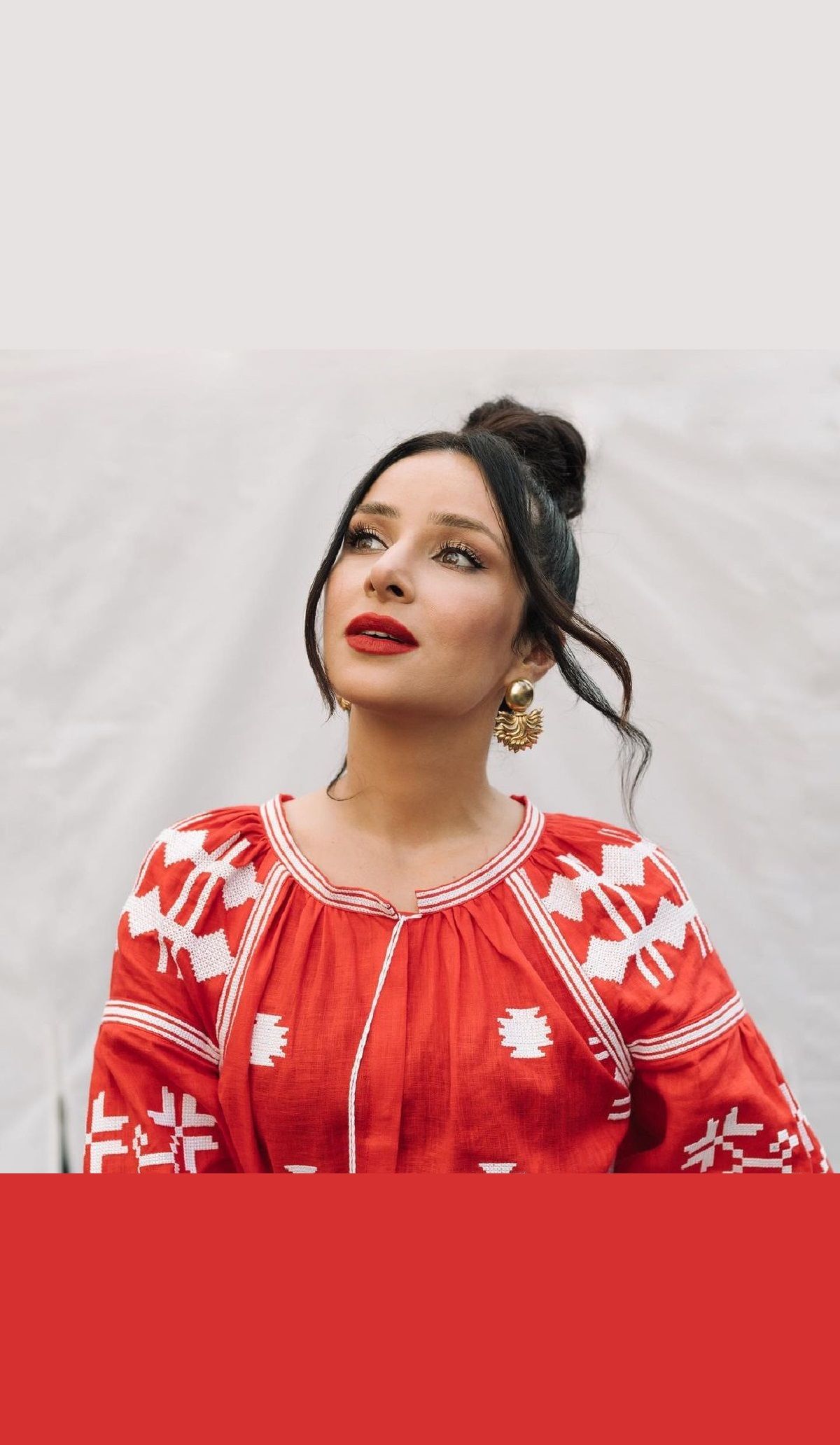 "У виконанні двох лярв": в окупованому Криму переклали російською хіт Злати Огнєвіч