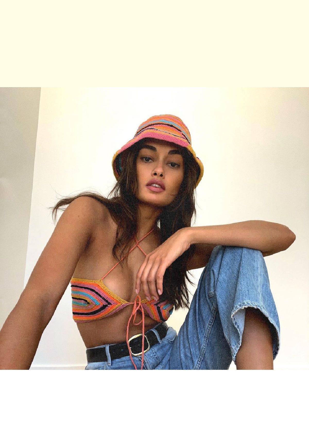 Модель Victoria's Secret Жизель Олівейра показала реальну фігуру на пляжі