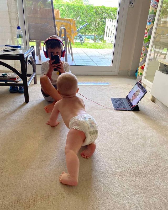 Юрій Горбунов зворушив мережу серією фото з молодшим сином, якому виповнився 1 рік - фото 511685