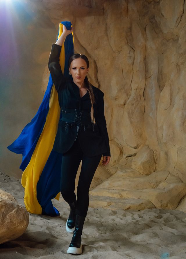 Співачка BATURA презентувала пісню 'Мій бій' про вільну націю - фото 511873