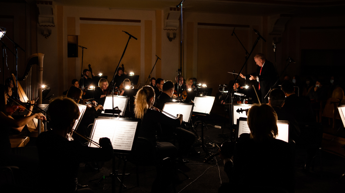 Бачити та чути Україну: Львівська філармонія розпочинає нові концерти Бетховена і Брамса