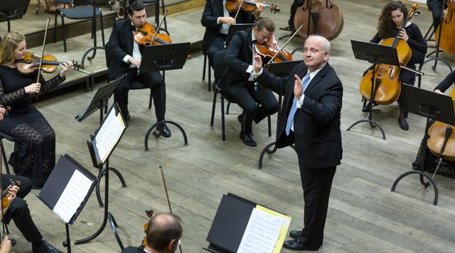 Бачити та чути Україну: Львівська філармонія розпочинає нові концерти Бетховена і Брамса - фото 511911