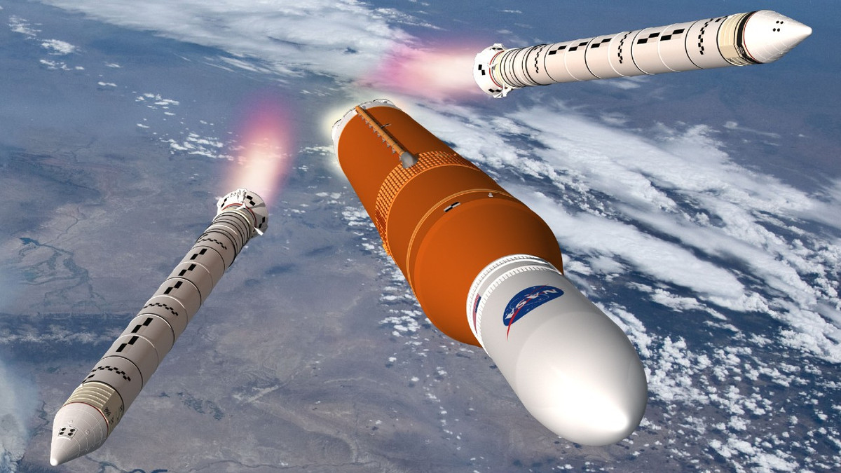 Запуск ракети Space Launch System на Місяць - фото 1