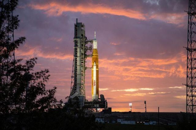 NASA запускає потужну ракету на Місяць: дивіться онлайн-трансляцію місії Artemis 1 - фото 512217