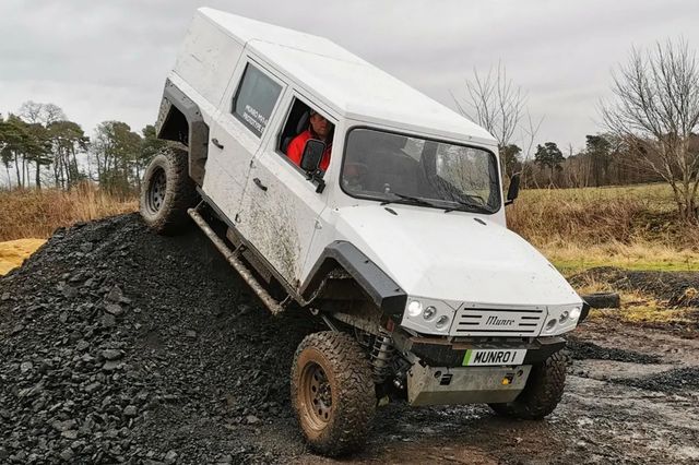 Шотландський стартап показав електричний усюдихід Munro EV - фото 512223