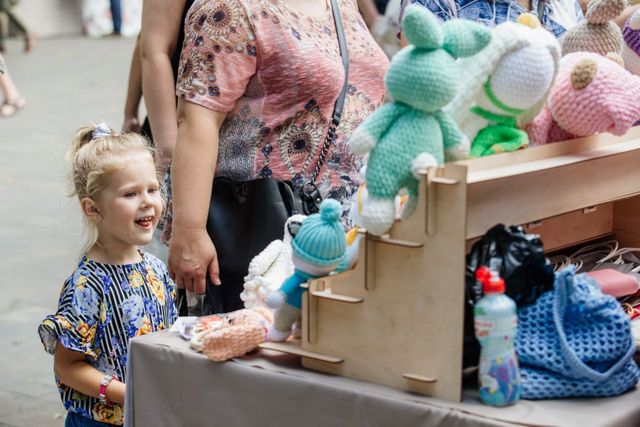 Львівська філармонія та оркестр INSO-Lviv зібрали майже 100 000 грн для ЗСУ - фото 512371