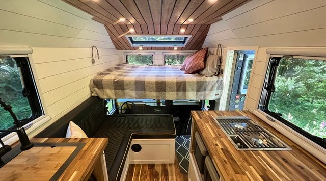 Подивіться на комфортний всюдихідний кемпер на базі Hummer H1 - фото 512440