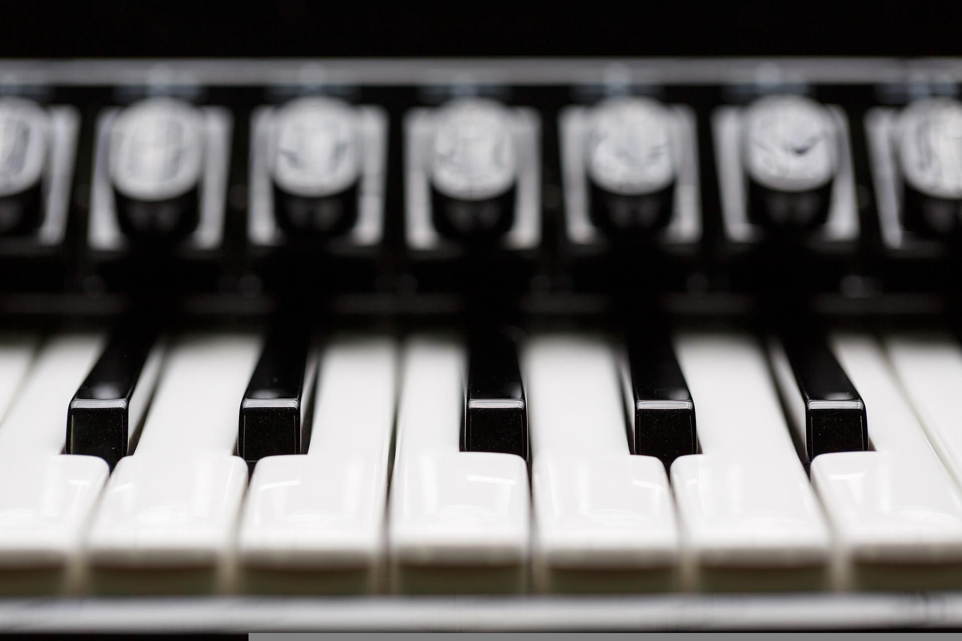 Львів'ян кличуть на Melodies de Paris, збиратимуть кошти для постраждалого хлопчика