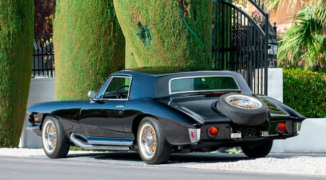 На продаж виставили дуже рідкісне та оригінальне авто Елвіса Преслі - фото 513058