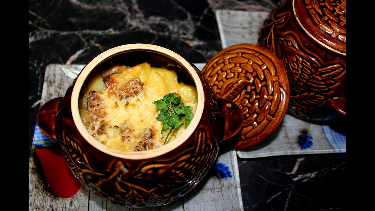 Картопля в горщиках з м'ясом та грибами: покроковий рецепт для запікання у духовці - фото 1