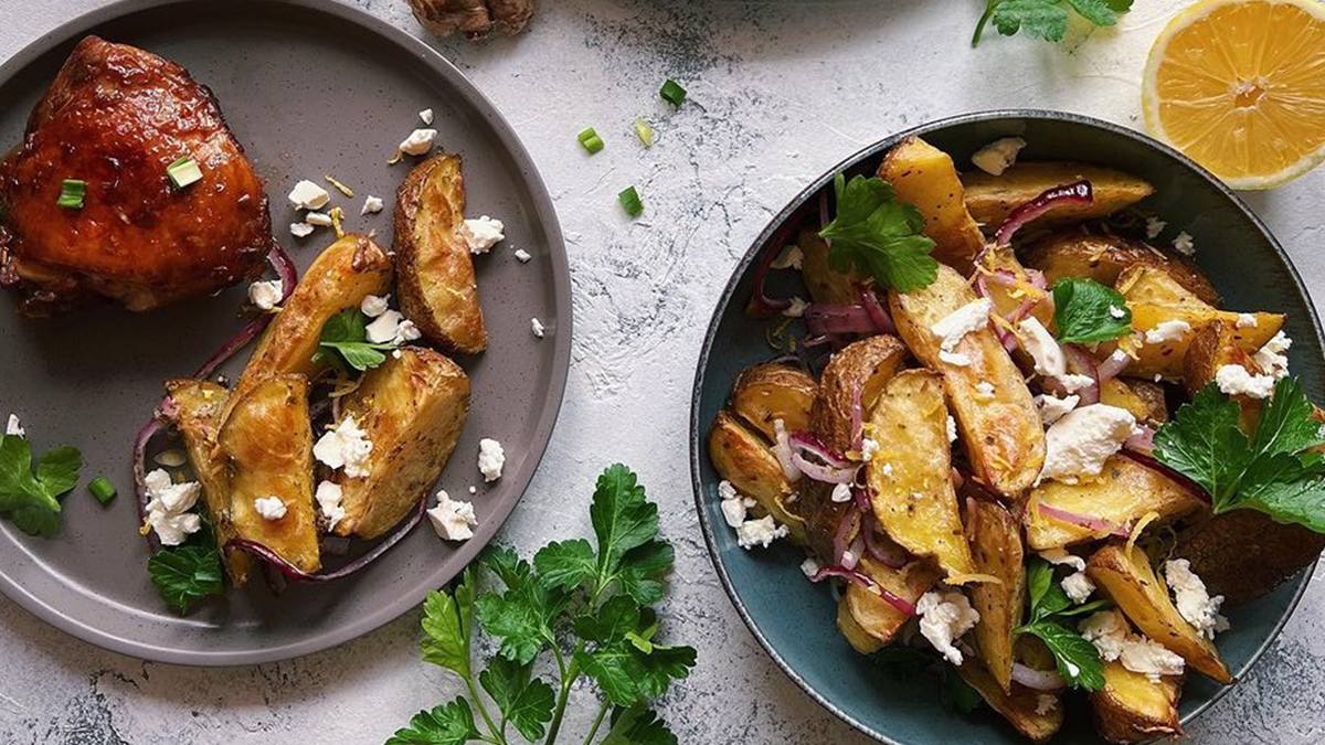 Запечена картопля по-грецьки - фото 1