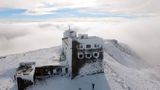 У Карпатах знову засніжило: атмосферне фото з гори Піп Іван