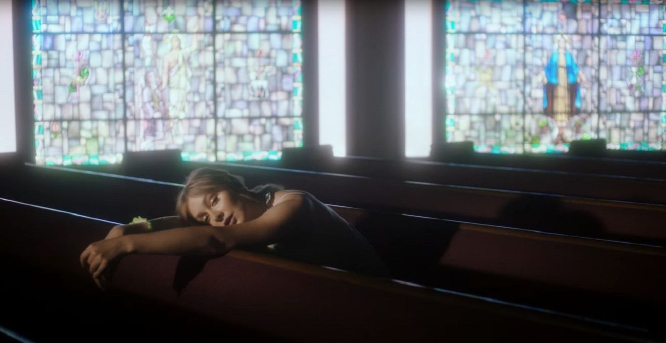 Врятуй моє блакитне небо: Анжела Партика вразила патріотичним треком – відео