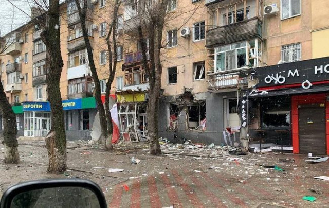 Маріуполь у перші тижні війни / Фото з телеграму Антона Геращенка- фото 514931