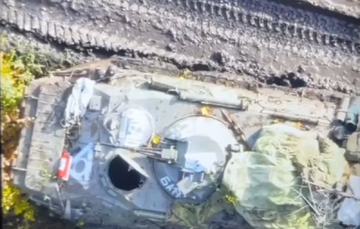 Ворогу не сховатись: Січеславці показали, як російські БТР стають мотлохом – відео