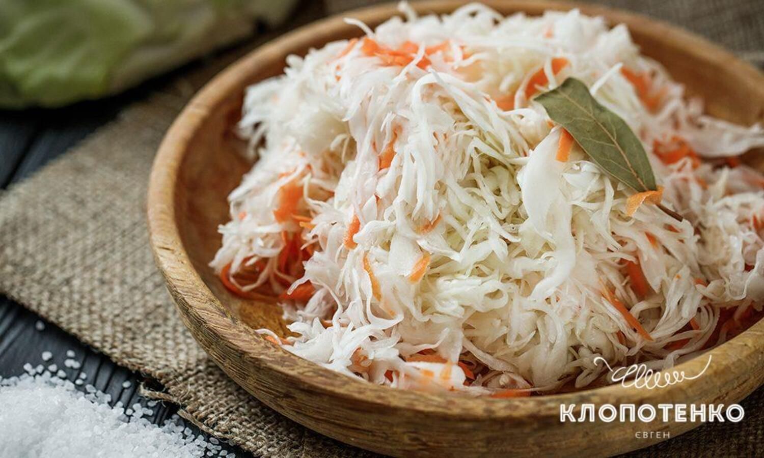 Клопотенко показав рецепт, як приготувати квашену капусту в банці за 3 дні