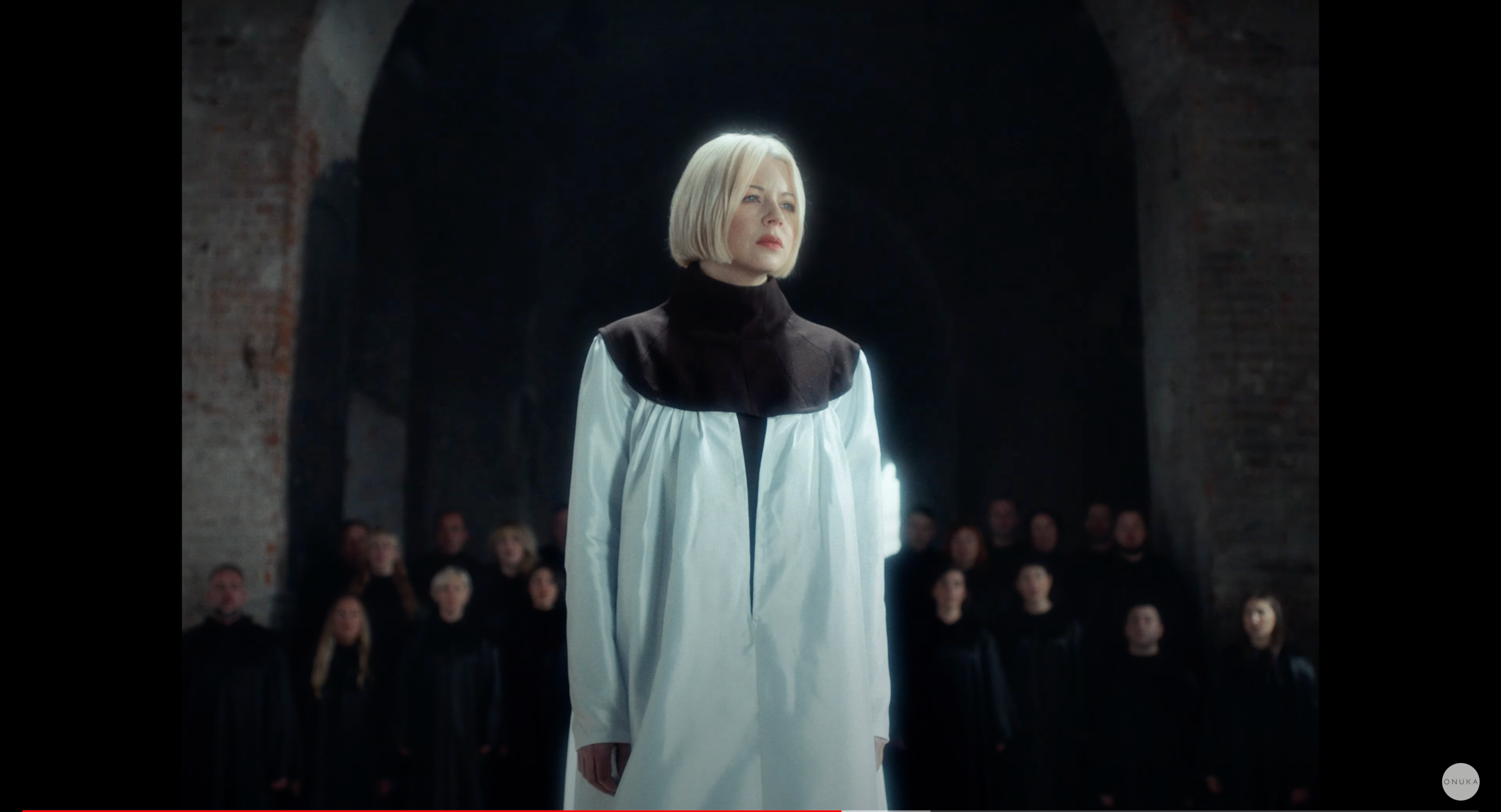 Співачка ONUKA презентувала кліп "Душа народу" до роковин Голодомору